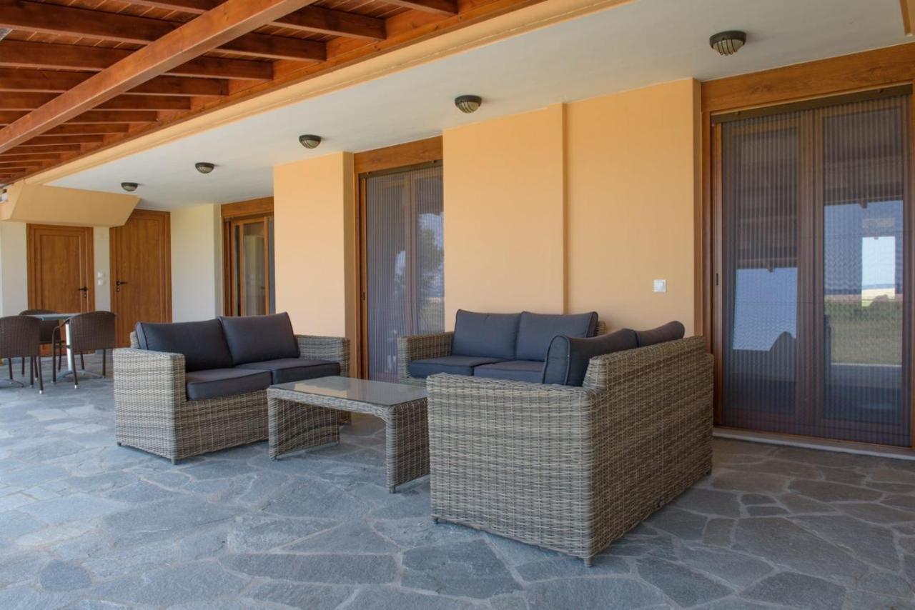 Villa Ilyos Ierissos Exterior photo
