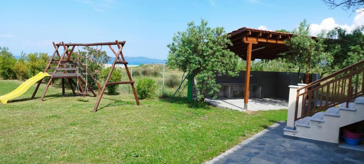 Villa Ilyos Ierissos Exterior photo